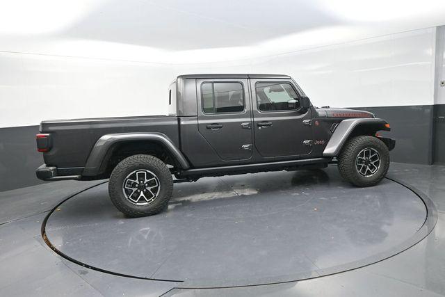 new 2026 Jeep Gladiator car, priced at $56,464