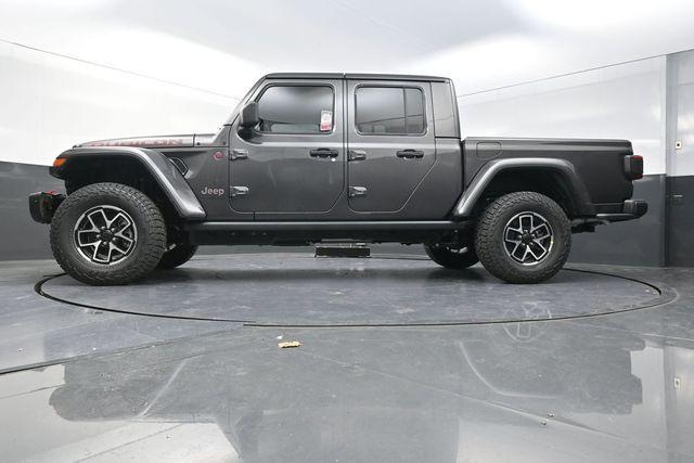 new 2026 Jeep Gladiator car, priced at $56,464