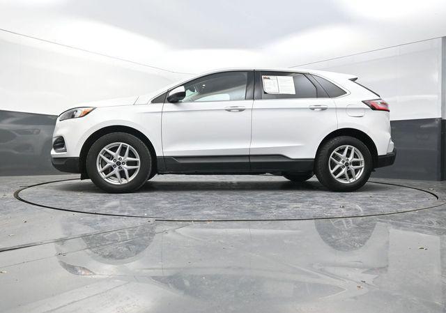 used 2024 Ford Edge car, priced at $21,400