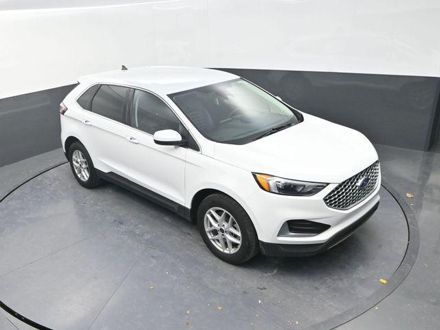 used 2024 Ford Edge car, priced at $21,400