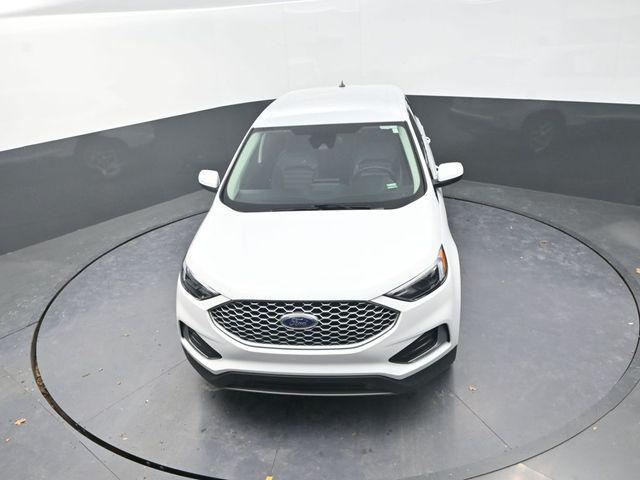 used 2024 Ford Edge car, priced at $21,400