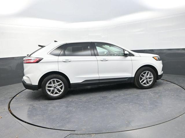 used 2024 Ford Edge car, priced at $21,400
