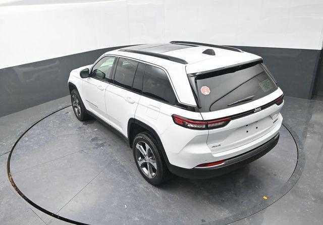 new 2026 Jeep Grand Cherokee car, priced at $44,750