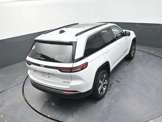 new 2026 Jeep Grand Cherokee car, priced at $44,750