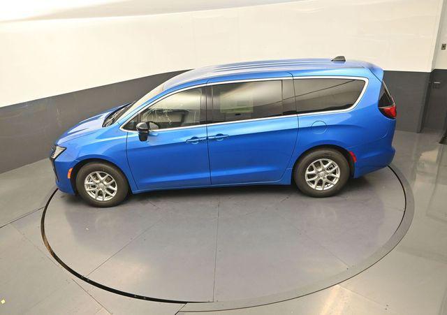 new 2027 Chrysler Pacifica car, priced at $43,161