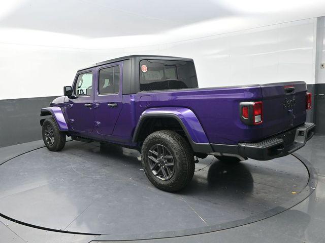 new 2026 Jeep Gladiator car, priced at $45,553