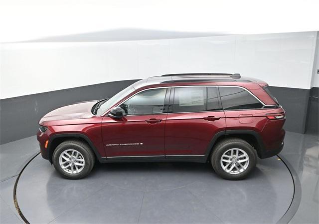 new 2025 Jeep Grand Cherokee car, priced at $31,750