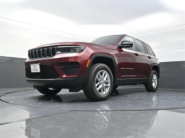 new 2025 Jeep Grand Cherokee car, priced at $31,750