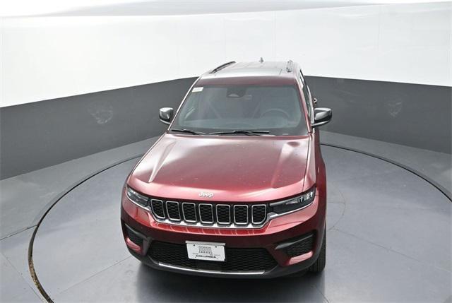 new 2025 Jeep Grand Cherokee car, priced at $31,750