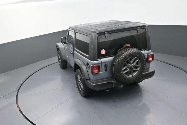new 2026 Jeep Wrangler car, priced at $39,422
