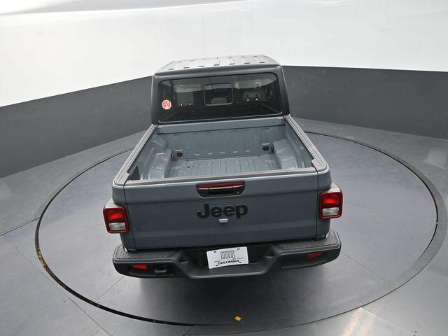 new 2026 Jeep Gladiator car, priced at $35,100