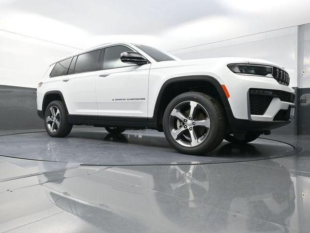 new 2026 Jeep Grand Cherokee L car, priced at $44,948