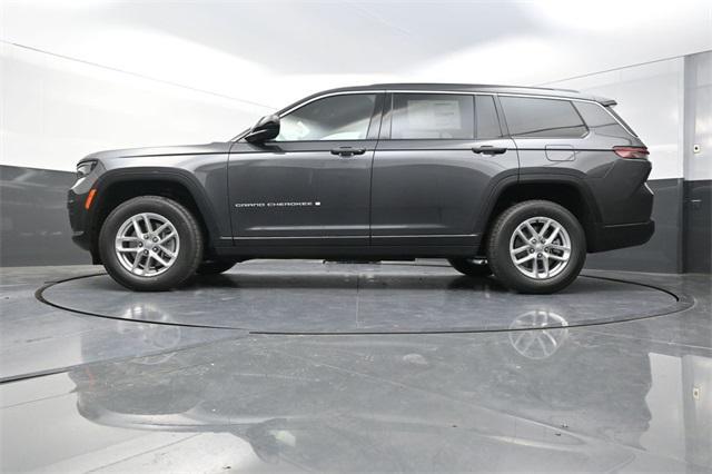 new 2025 Jeep Grand Cherokee L car, priced at $34,000