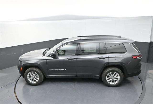 new 2025 Jeep Grand Cherokee L car, priced at $34,000
