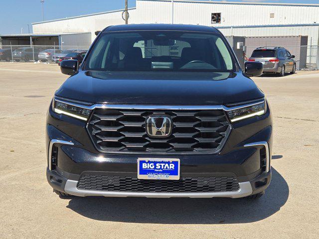 used 2025 Honda Pilot car, priced at $35,805