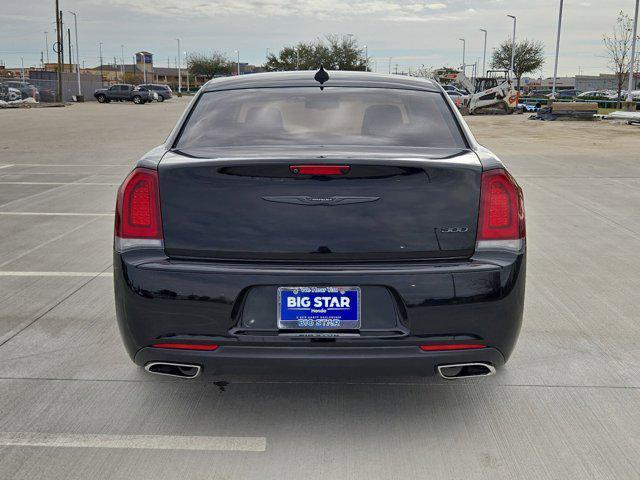 used 2022 Chrysler 300 car, priced at $25,863