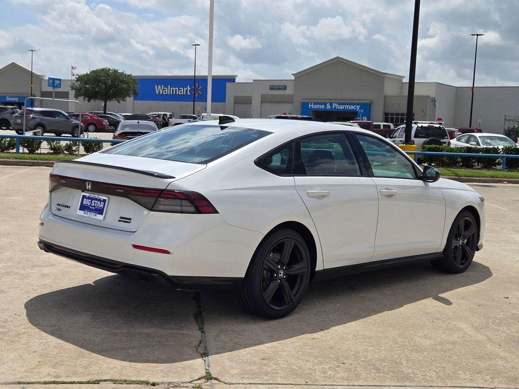 new 2026 Honda Accord Hybrid car, priced at $35,370