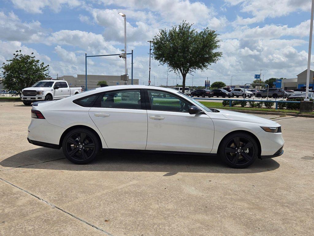 new 2026 Honda Accord Hybrid car, priced at $35,370