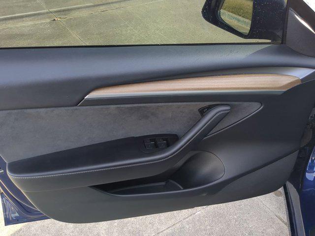 used 2023 Tesla Model 3 car, priced at $21,000