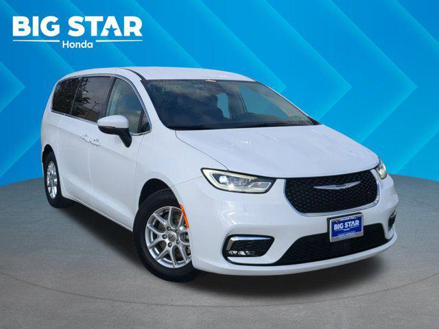 used 2023 Chrysler Pacifica car, priced at $23,000