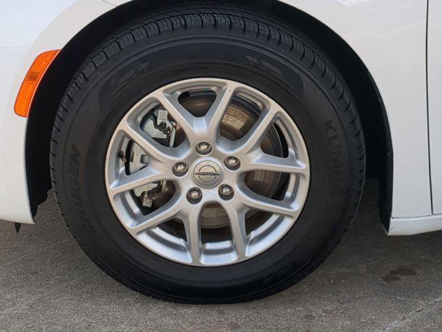 used 2023 Chrysler Pacifica car, priced at $23,000