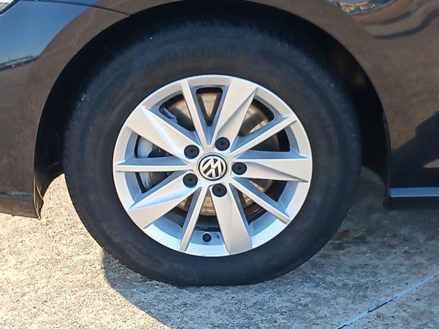 used 2018 Volkswagen Golf car, priced at $11,000