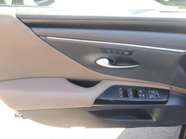 used 2023 Lexus ES 350 car, priced at $38,468