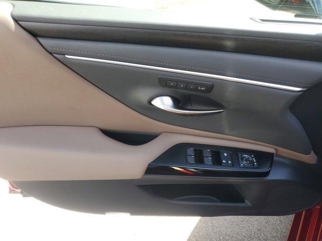 used 2025 Lexus ES 350 car, priced at $41,510