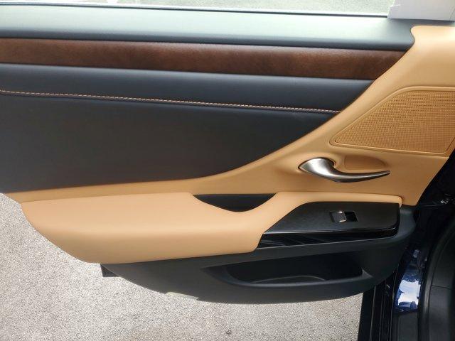 used 2025 Lexus ES 350 car, priced at $42,097