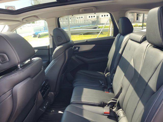 used 2023 Acura MDX car, priced at $33,609