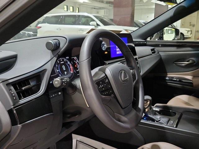 used 2023 Lexus ES 350 car, priced at $36,592