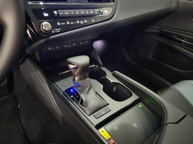new 2025 Lexus ES 350 car, priced at $49,076