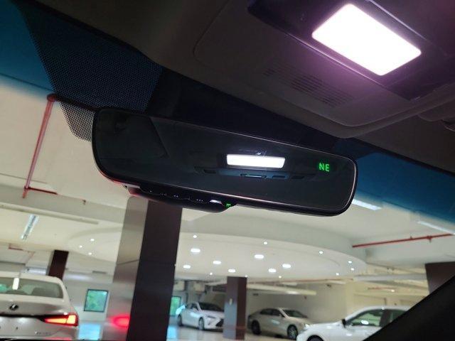 new 2025 Lexus ES 350 car, priced at $46,903