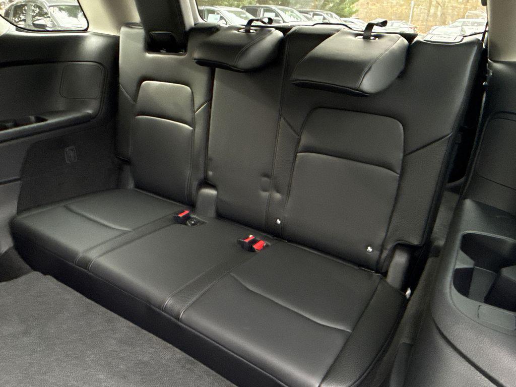 new 2025 Nissan Pathfinder car, priced at $37,485