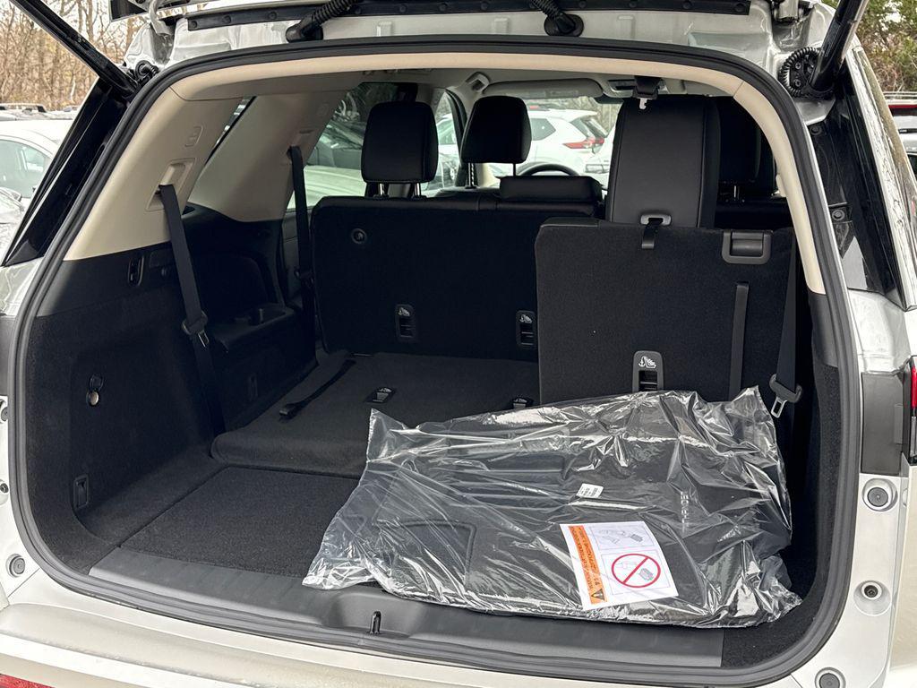 new 2025 Nissan Pathfinder car, priced at $37,485