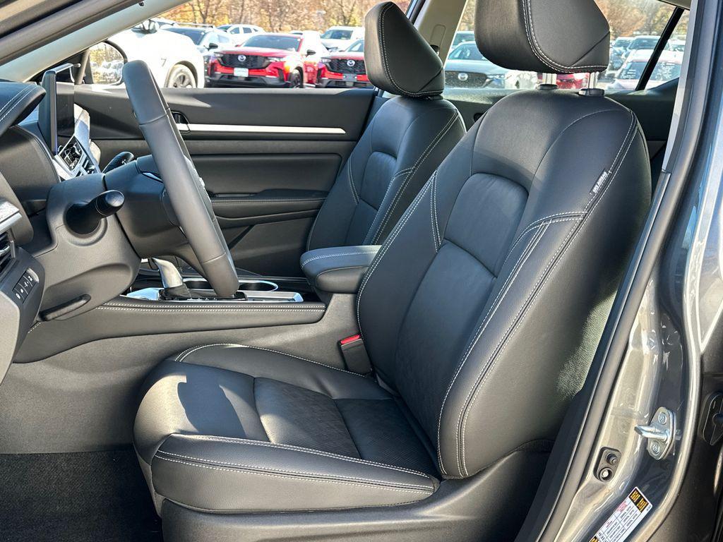 new 2025 Nissan Altima car, priced at $32,485