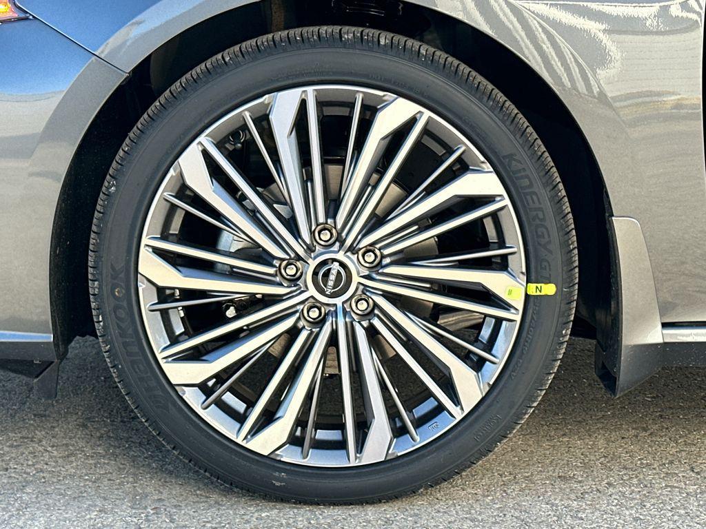 new 2025 Nissan Altima car, priced at $32,485