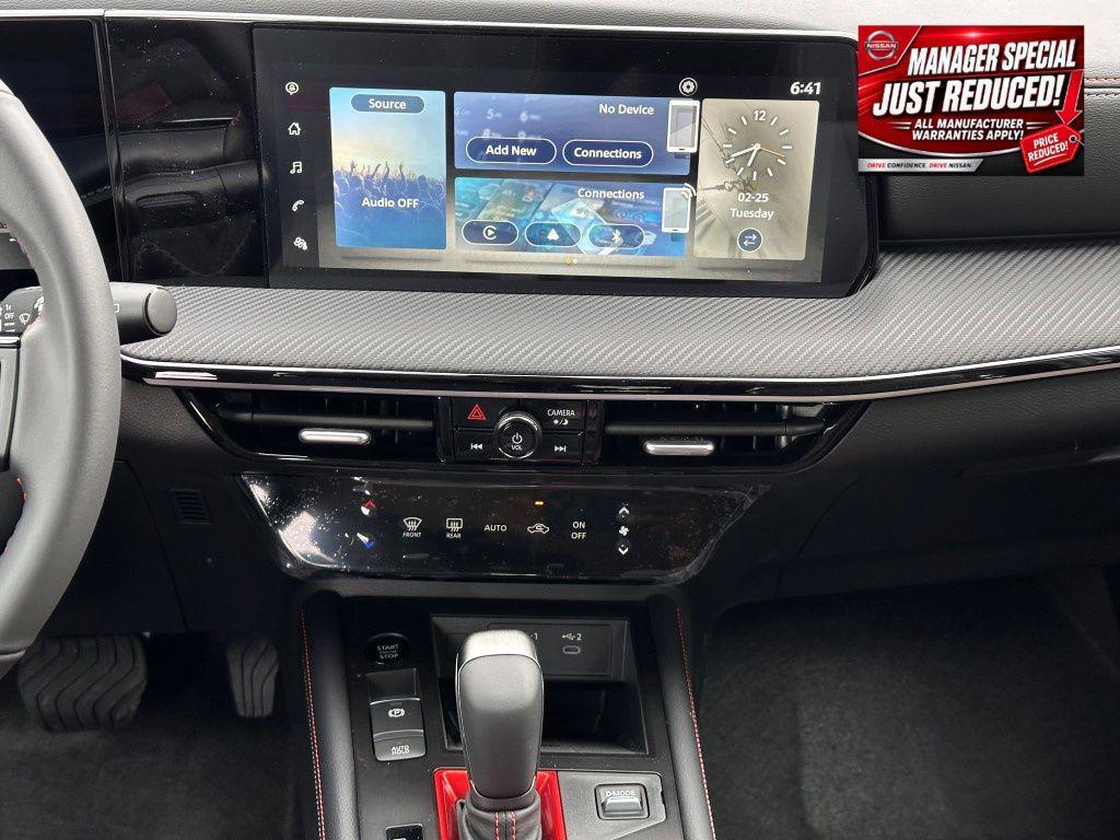 new 2025 Nissan Kicks car, priced at $26,800