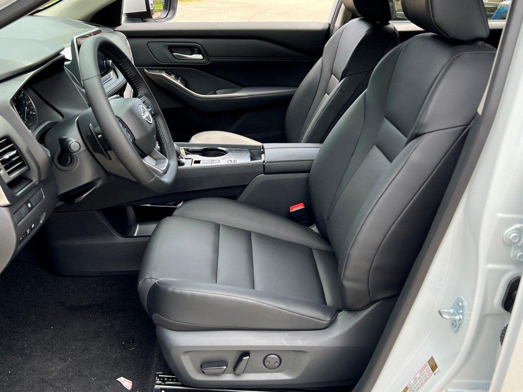 new 2025 Nissan Rogue car, priced at $27,985