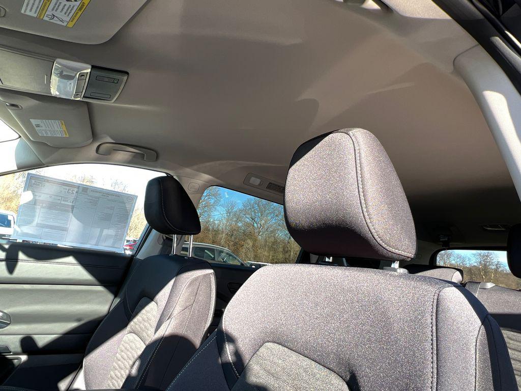 new 2025 Nissan Pathfinder car, priced at $39,985