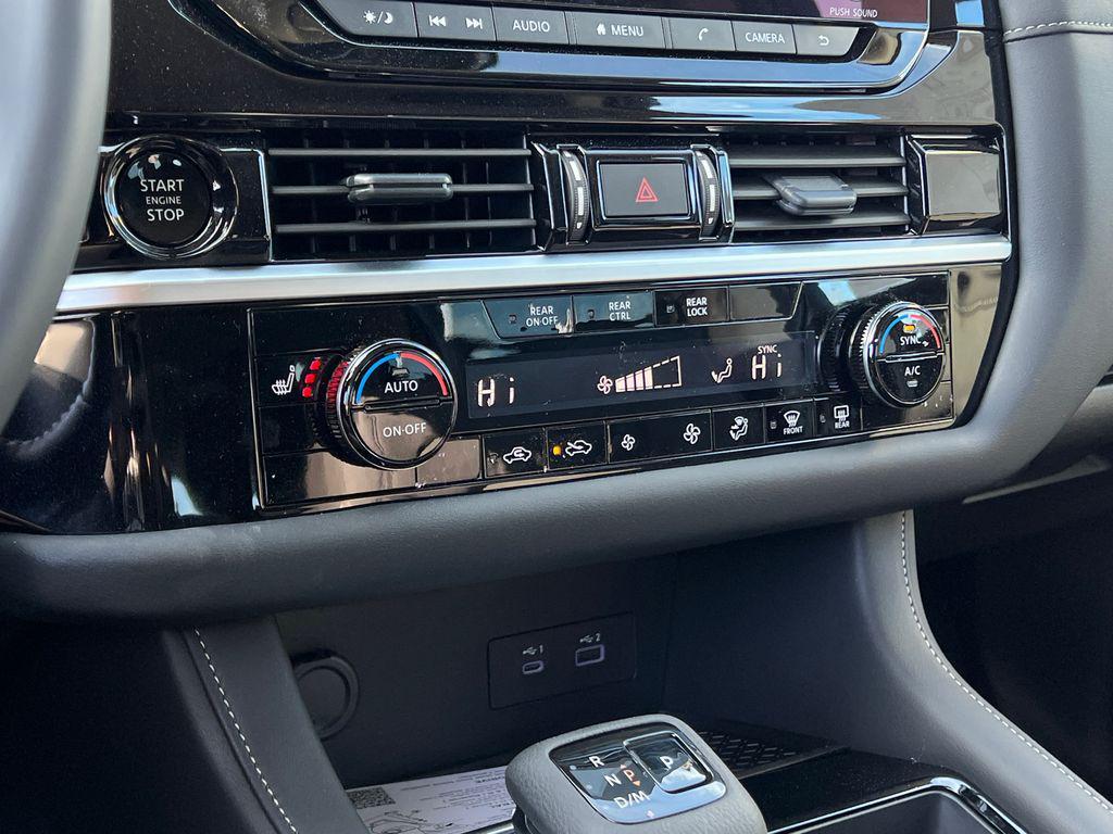 new 2025 Nissan Pathfinder car, priced at $39,985