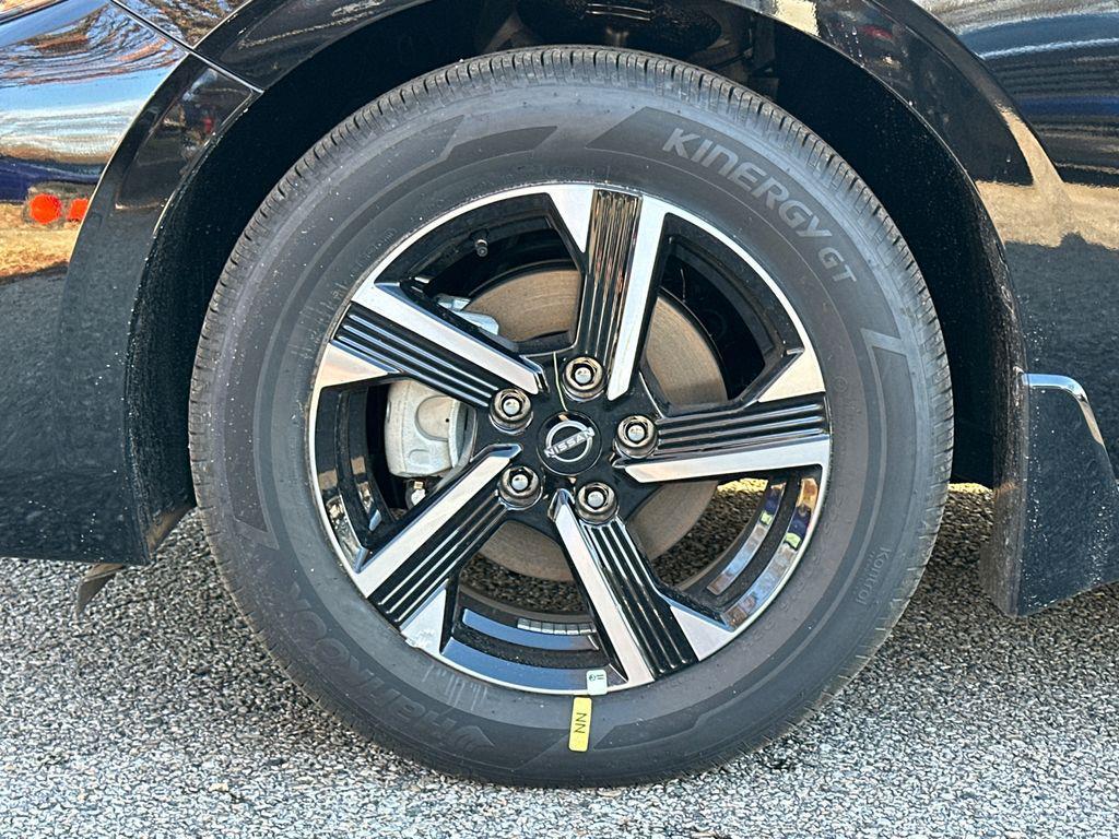 new 2025 Nissan Sentra car, priced at $20,235