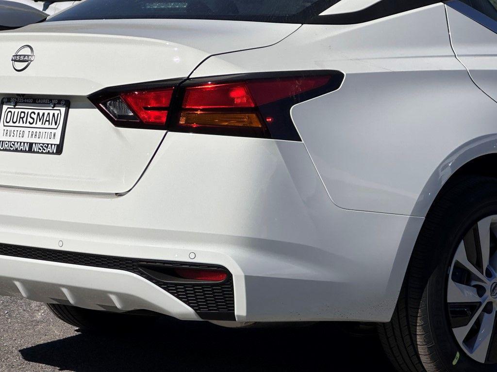 new 2025 Nissan Altima car, priced at $24,998