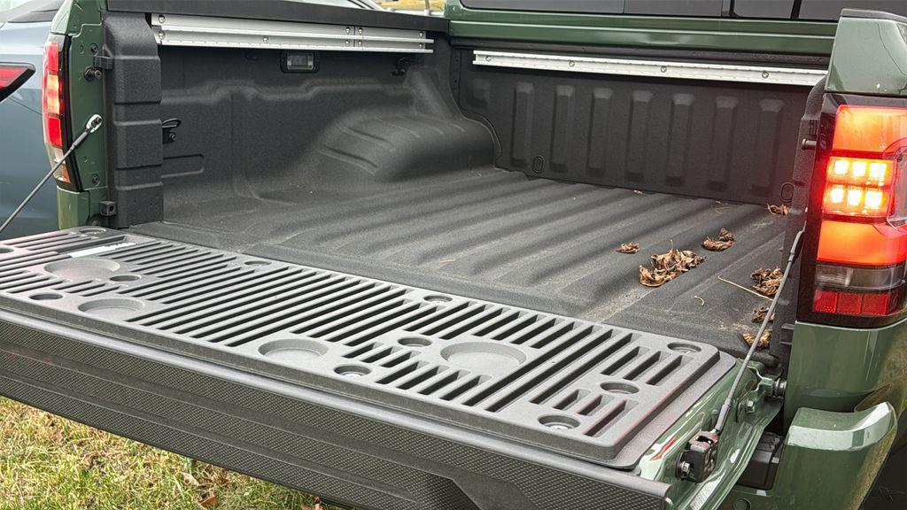 new 2026 Nissan Frontier car, priced at $45,025