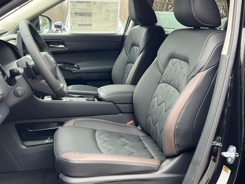 new 2026 Nissan Pathfinder car, priced at $48,247