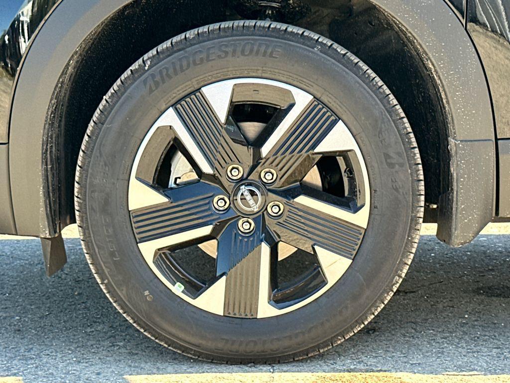 new 2026 Nissan Kicks car, priced at $26,477