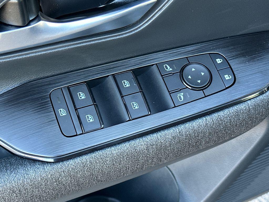 new 2026 Nissan Kicks car, priced at $27,557