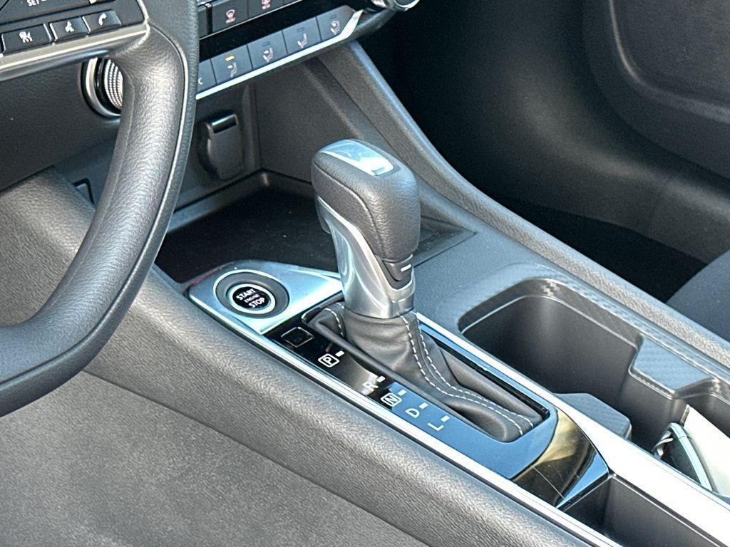 new 2025 Nissan Sentra car, priced at $20,735