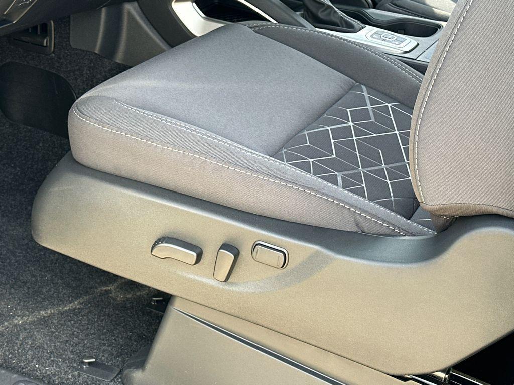 new 2026 Nissan Frontier car, priced at $38,244