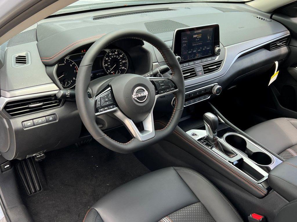 new 2025 Nissan Altima car, priced at $27,485